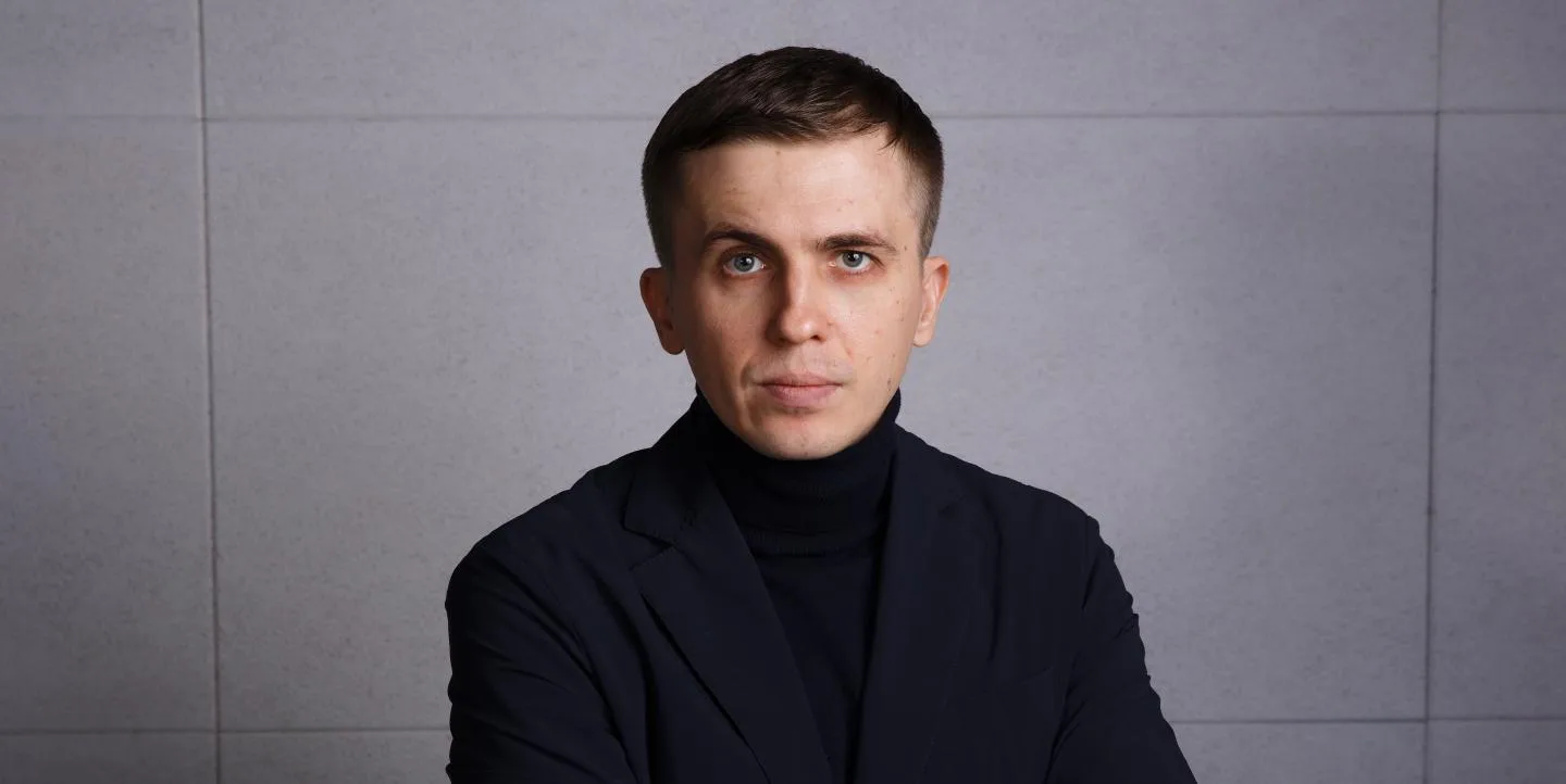 Mykhailo Tkach Head of the Investigative Journalism Department at Ukrainska Pravda Investigative journalist Mykhailo Tkach, head of the Investigative Journalism Department at Ukrainska Pravda.