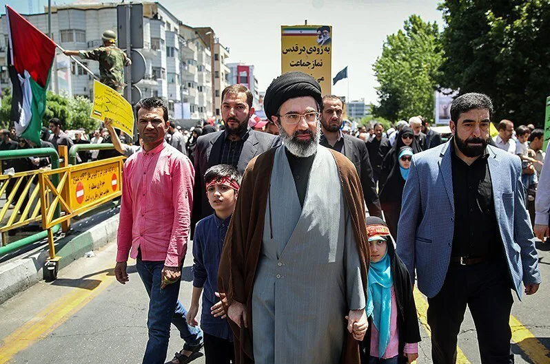 Mojtaba_Khamenei_and_his_children_in_Quds_Day_1397